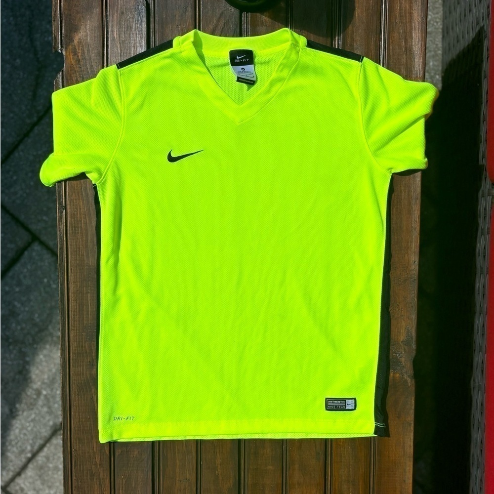 Boys Nike Tee